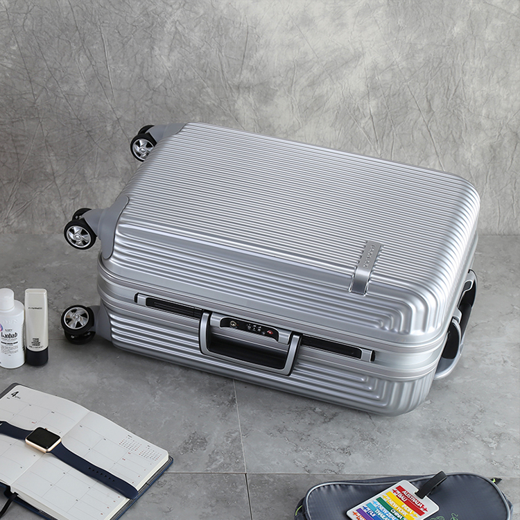 Vali Du Lịch Lock&Lock Travel Zone Luxury Carrier